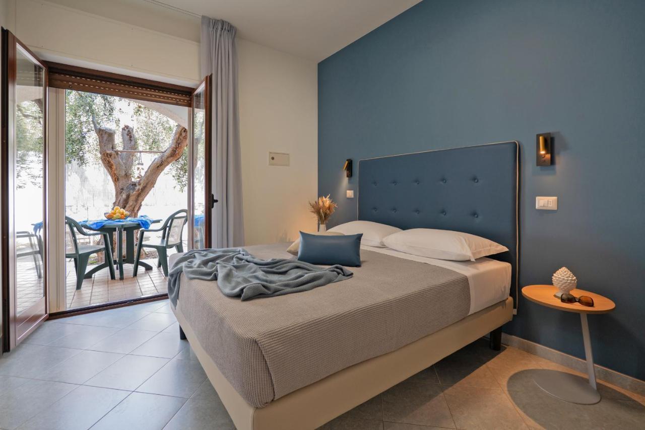 Hotel Residence Torre Del Porto Mattinata Kültér fotó