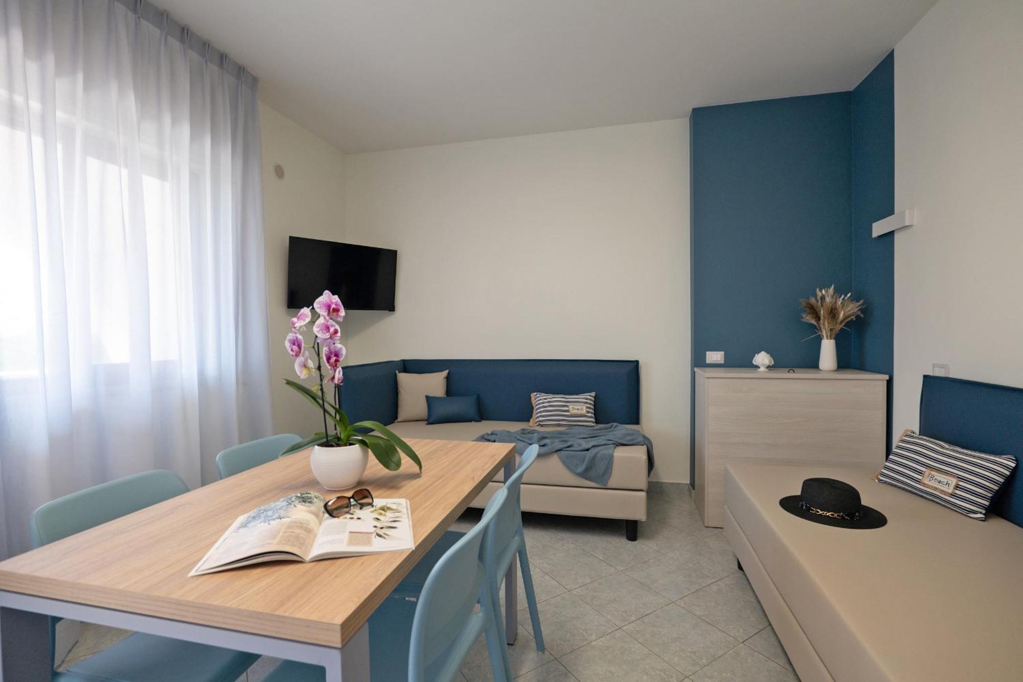 Hotel Residence Torre Del Porto Mattinata Szoba fotó