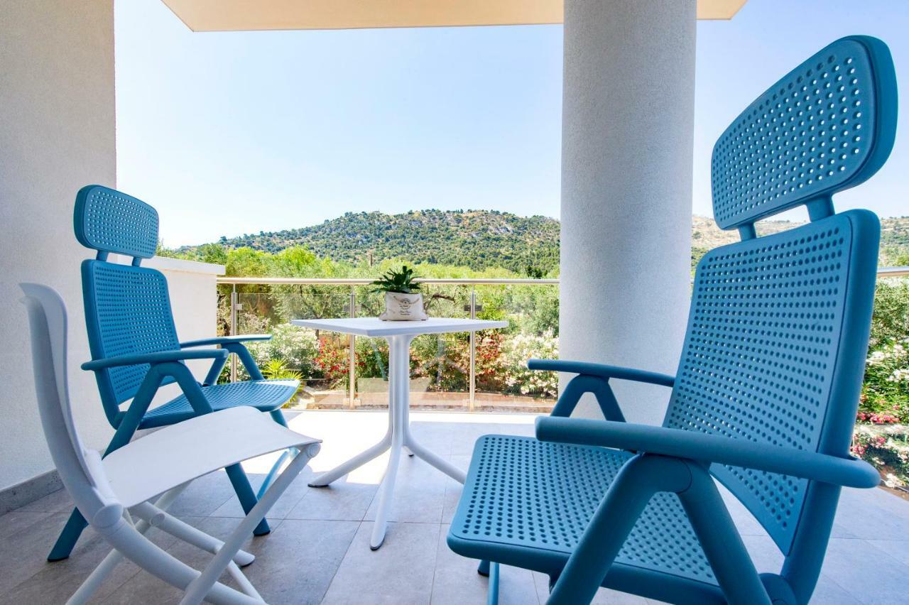 Hotel Residence Torre Del Porto Mattinata Kültér fotó